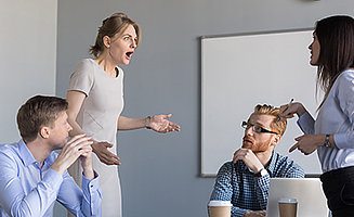 Konflikte lösen - Strategien für die Streitschlichtung zwischen Ihren Mitarbeitern